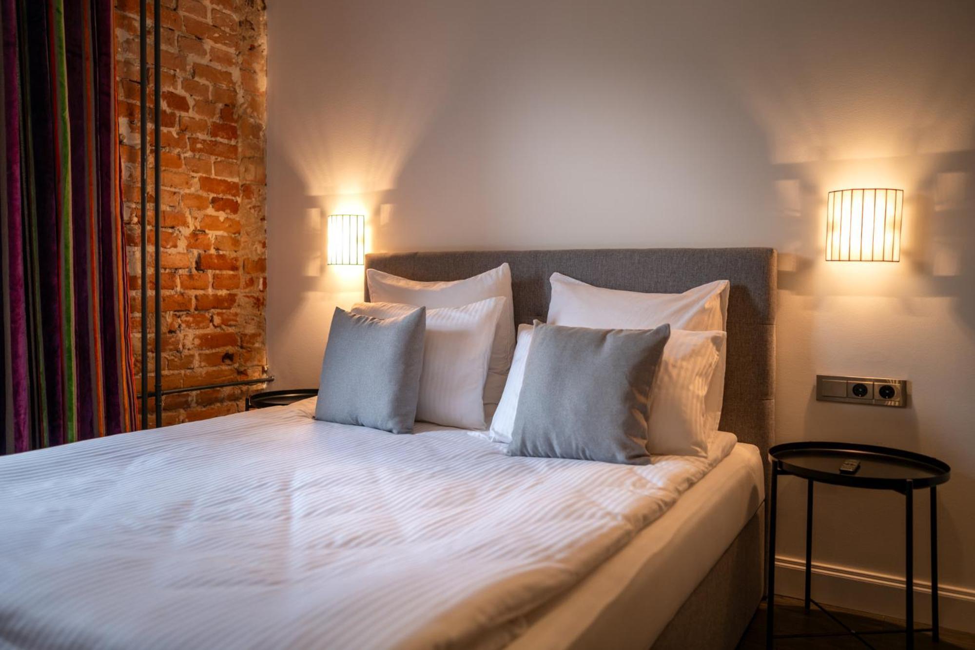 Turgaus Self Check-In Old Town Aparthotel Klaipėda Exteriör bild